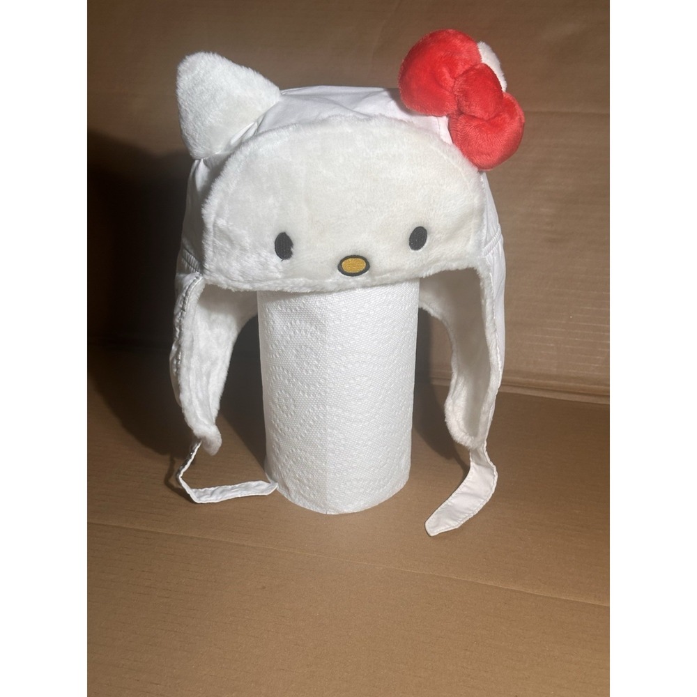 Hot Topic Sanrio Hello Kitty Fuzzy Tassel Beanie Winter Hat, Cosplay, Bioworld